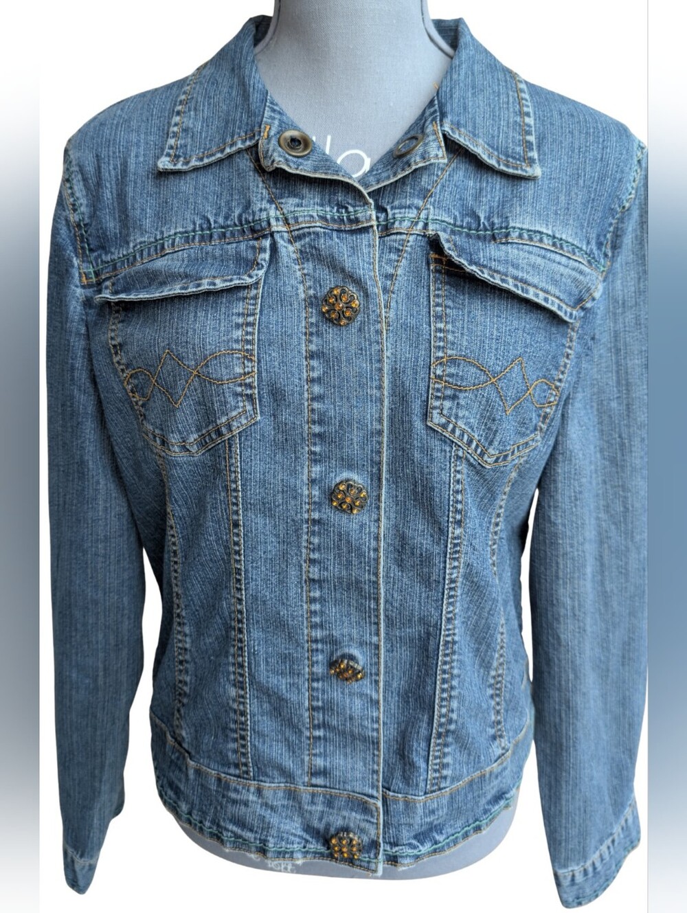 cabi Vintage Western Medium Wash Stretch Denim Jacket Medallion Button Pocket M